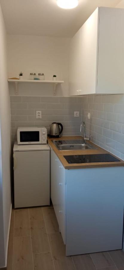Apartments Davor Драге Екстериор снимка