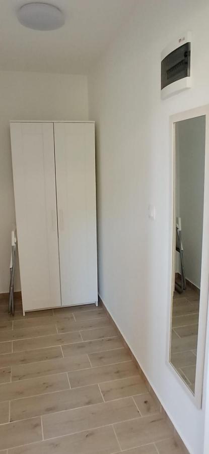 Apartments Davor Драге Екстериор снимка