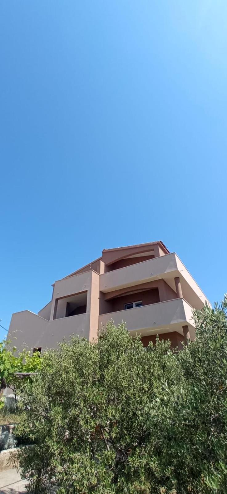 Apartments Davor Драге Екстериор снимка