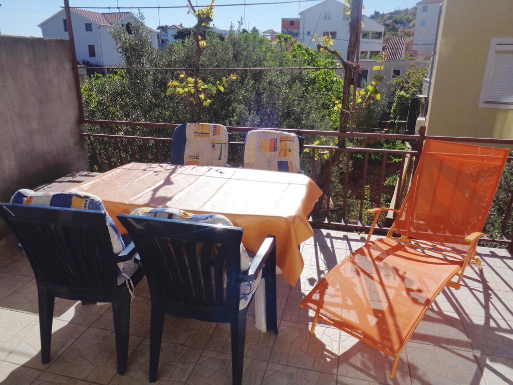 Apartments Davor Драге Екстериор снимка